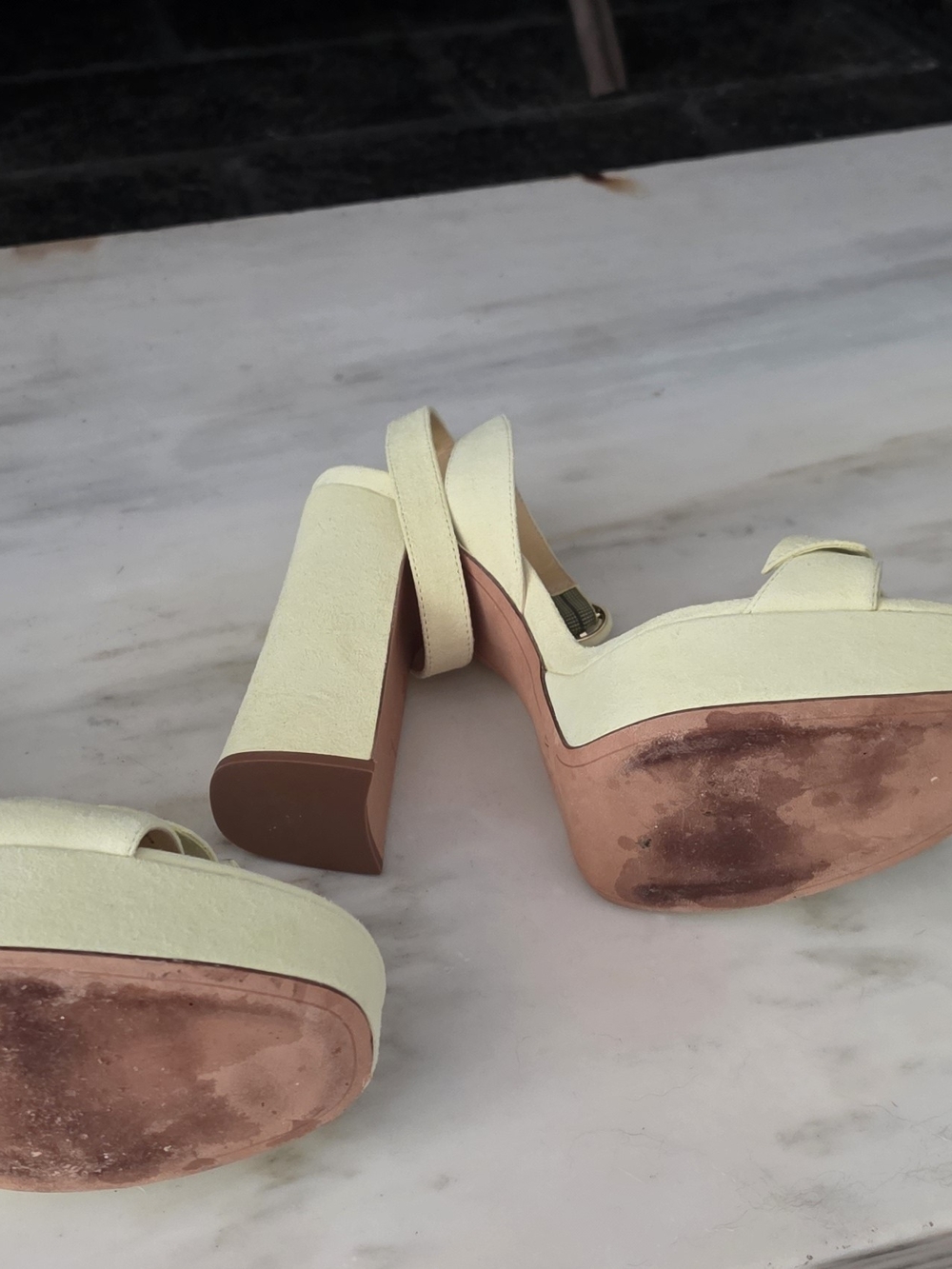 Alexandre Birman Cream Platform Bow Slingback Heels - Picture 3 of 6